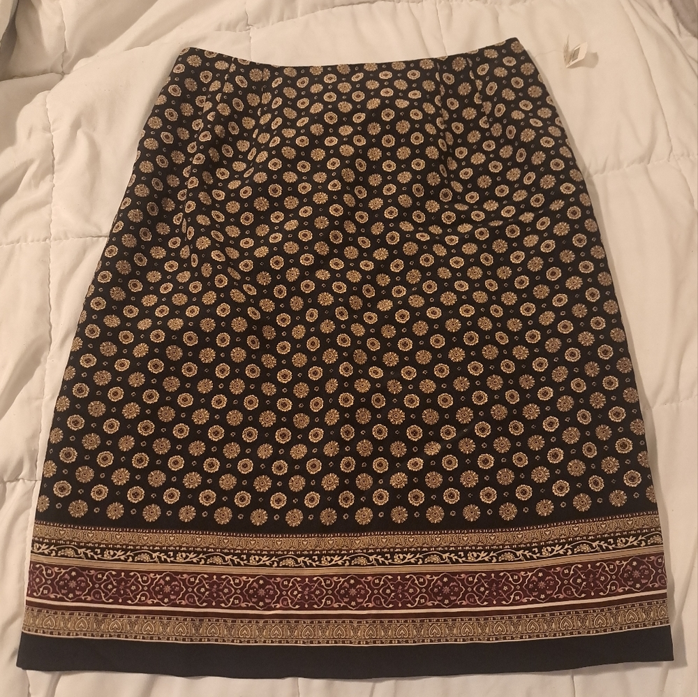 Talbots Black and Gold Patterned Skirt